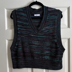Aritzia TNA Sleeveless Sweater Vest